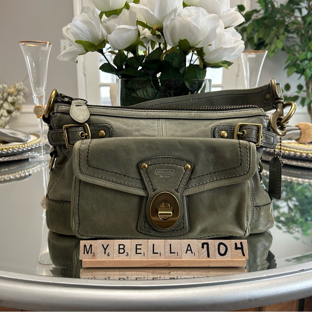 Coach Legacy Shoulder Bag 💚GREEN💚